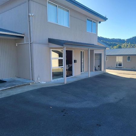Ferrylink Motel Picton Luaran gambar